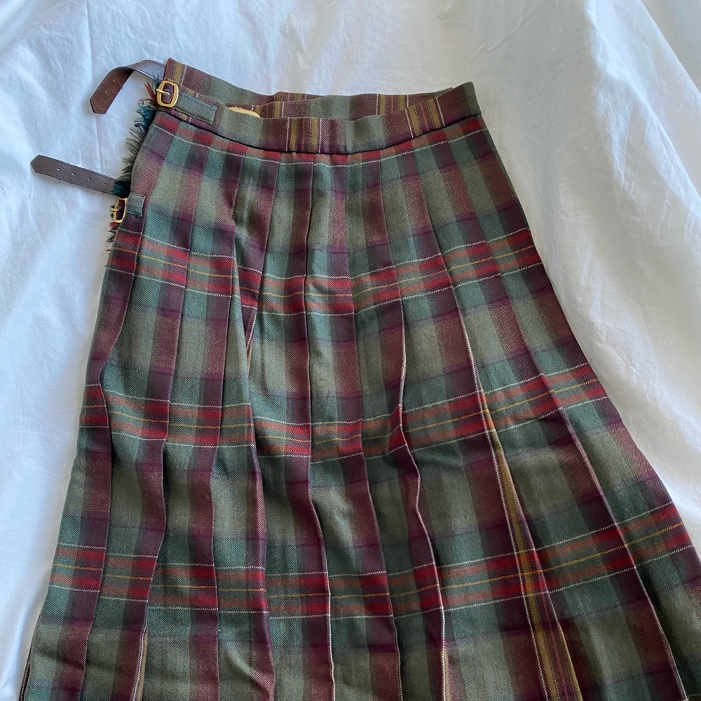 Daks long skirt